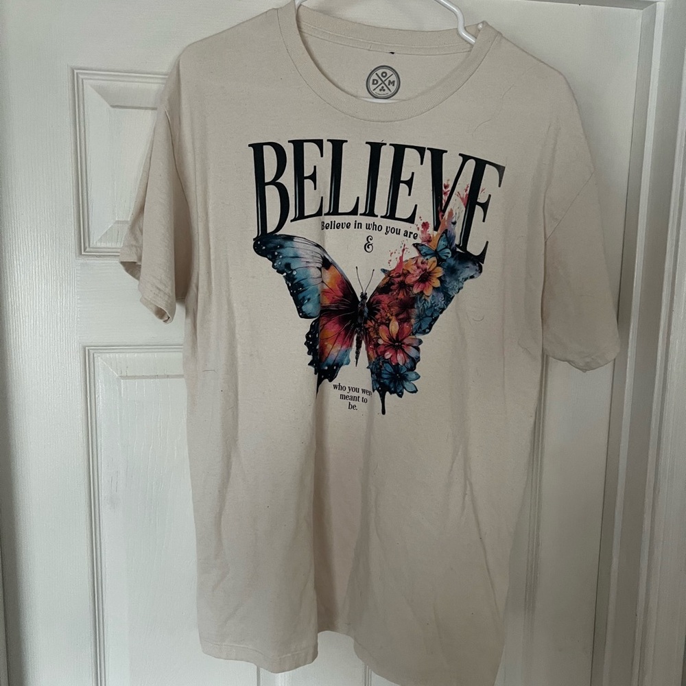 Graphic tshirt